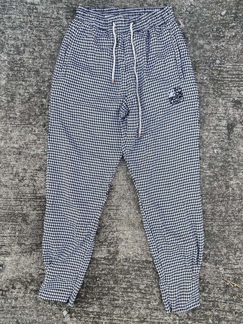LOEWE TROUSER (Category: Other Bottoms) located in Polomolok. Submitted by warmfire.3185dd (Listing ID 1469439847, Image 1). Description: .