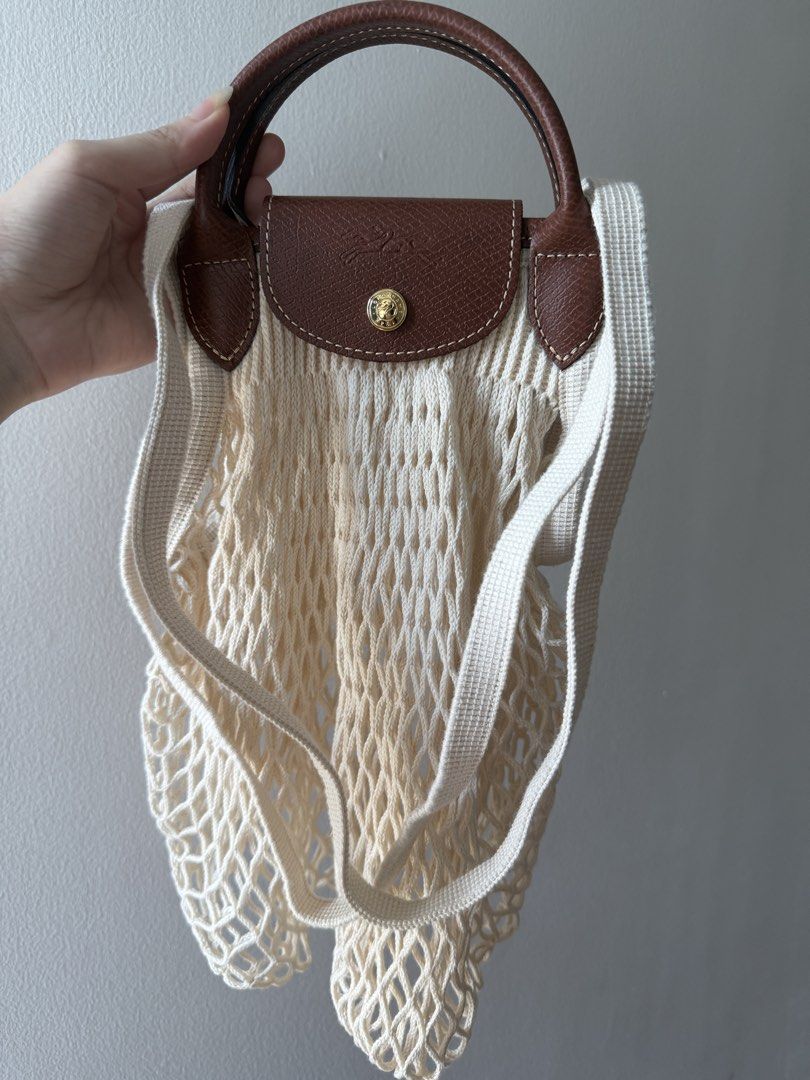 Long champ Le Pliage Filet L mesh bag (Category: Luxury Bags & Wallets) located in Taal. Submitted by yanniyana (Listing ID 1469439186, Image 3). Description: on hand and brand new.
