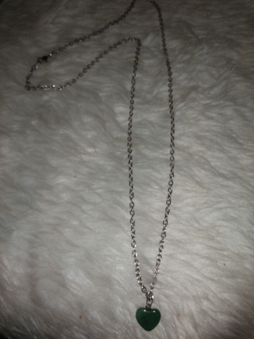 Long necklace with jade heart pendant (Category: Necklaces) located in Quezon City. Submitted by eidorableshop (Listing ID 1469403043, Image 2). Description: .