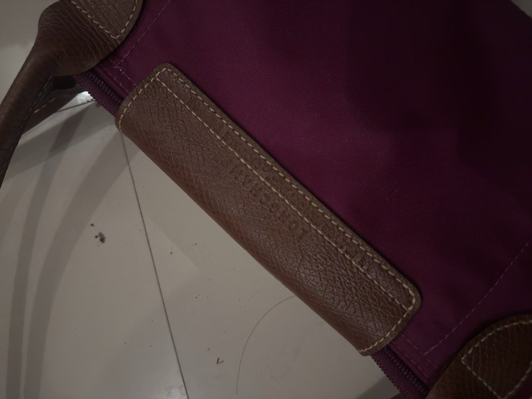 Longchamp Eiffel Tower (Category: Luxury Bags & Wallets) located in Santa. Submitted by justinjallen (Listing ID 1469394671, Image 3). Description: good as new.
