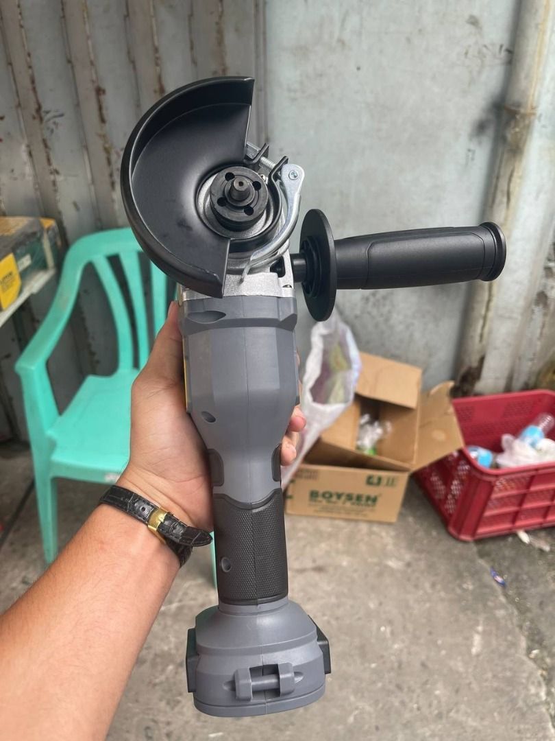 Lotus Angle Grinder 20V Max CXSG20V-100BL" (Category: Everything Else Others) located in Manila. Submitted by 09171479278_elsie. (Listing ID 1469396449, Image 1). Description: Lotus Angle Grinder 20V Max CXSG20V-100BL".