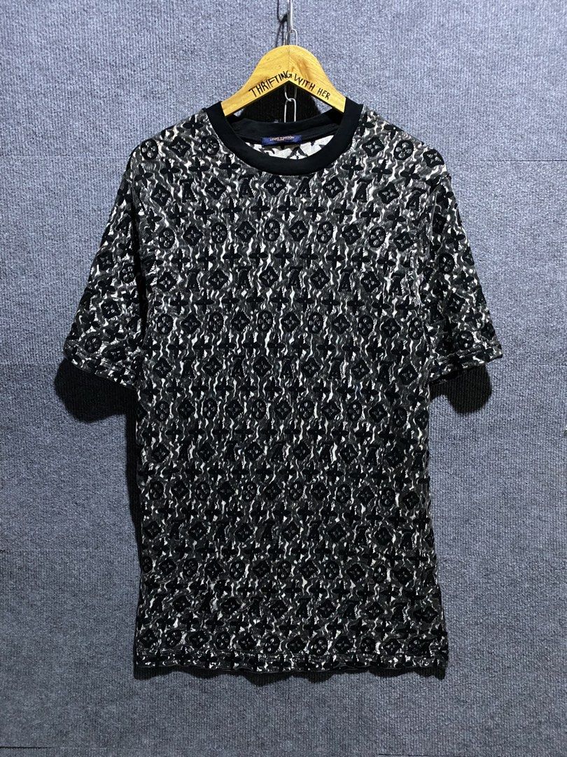 LOUIS VUITTON ALLOVER MONOGRAM MESH (Category: Tshirts & Polo Shirts ) located in Banga. Submitted by thriftingwithher (Listing ID 1469531782, Image 1). Description: 📌 LOUIS VUITTON ALLOVER MONOGRAM MESH💎 (SOBRANG GANDA NETO SA PERSONAL❤️‍🔥) ◾DIMES: WIDTH 20 X LENGTH 32✨ ◾COMPLETE TAGS✨ ◾ISSUE: NONE✨ ◾COLOR RATE: 10/10✨ ◾EXCELLENT TO NEW CONDITION✅.