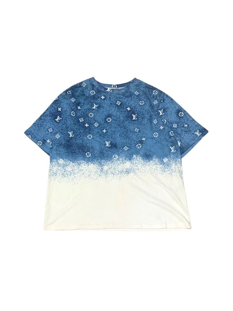 Louis Vuitton Aop (Category: Tshirts & Polo Shirts ) located in Manila. Submitted by lyf_7hrift (Listing ID 1469521827, Image 1). Description: Louis Vuitton Aop Shirt P600 25L 22W Dimes 10/10 Color Rate Asnew Condition.