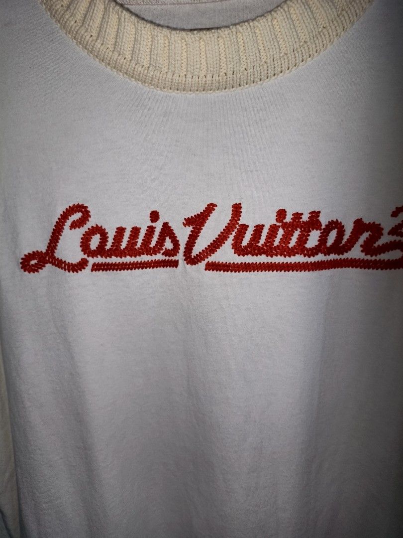 Louis Vuitton knitted shirt (Category: Luxury Apparel) located in Bacolod City. Submitted by freelion-1cc5 (Listing ID 1469503432, Image 2). Description: dimes:24x29 color rate:9.5/10 excellent condition need wash.