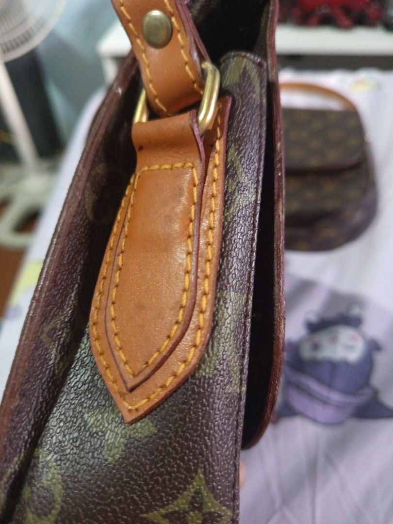Louis Vuitton Monogram canvas Crossbody Bag (Category: Luxury Bags & Wallets) located in Gapan. Submitted by cristina_adofina (Listing ID 1469426065, Image 3). Description: - preloved Louis Vuitton crossbody bag in iconic brown monogram coated canvas - Chic tan leather front flap with secure buckle hardware .super sale na .very rare sling bag - Structured silhou.Super slae na ette with a stylish fold-over design - Convenient exterior slip pocket 