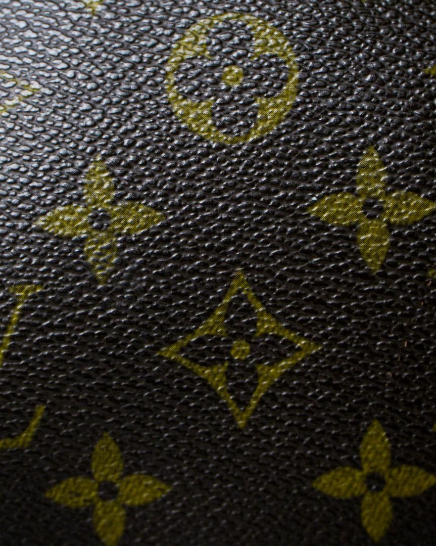 Louis Vuitton Montorgueil PM Monogram Canvas Handbag (Category: Luxury Bags & Wallets) located in Caloocan City. Submitted by truewater_cf3523 (Listing ID 1468833341, Image 2). Description: - Authentic Louis Vuitton Montorgueil PM - Classic Monogram canvas with dual leather top handles - Iconic front brass hardware plaque - Secure zip top closure - Signature side padlock attached - Clean fabric-lined interior - Inclusions: Bag only (no dustbag or