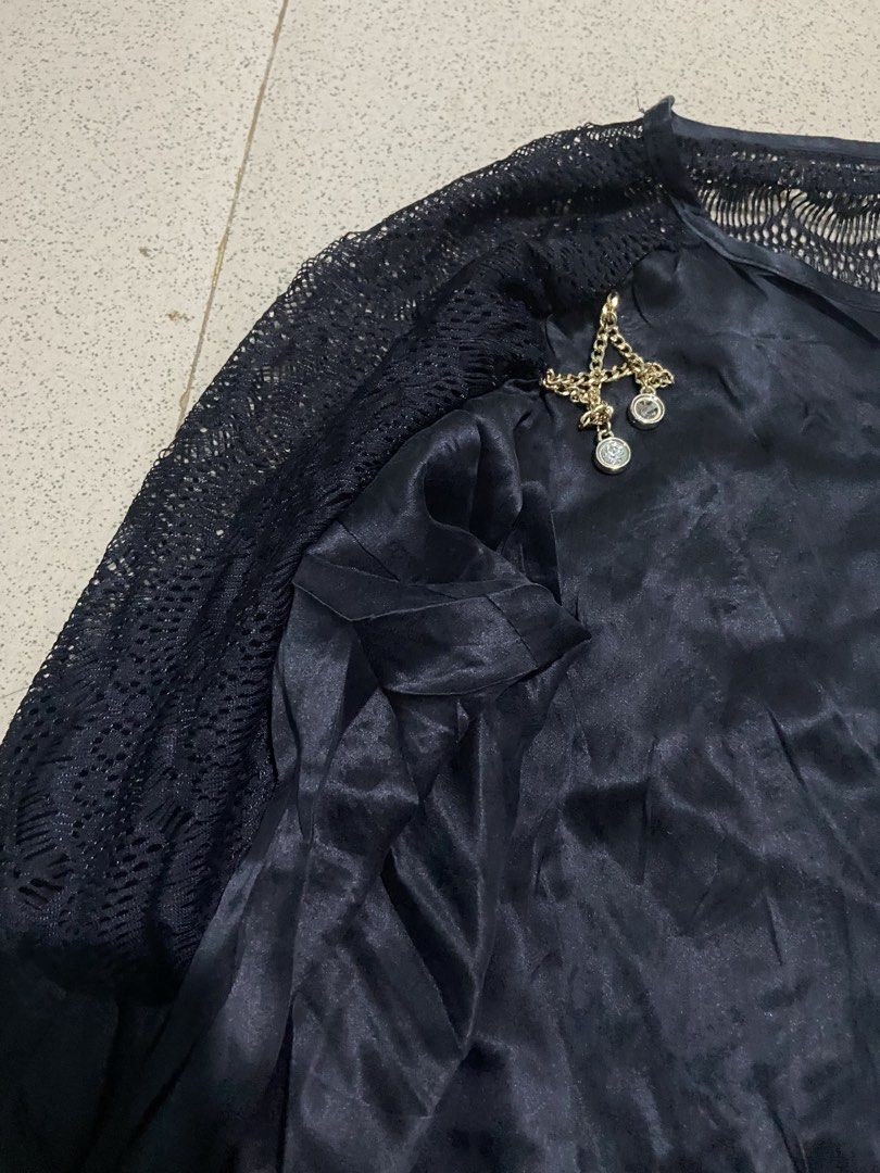LOUIS VUITTON SILK TOPS WITH DELICATE LACE PANELS (Category: Longsleeves) located in Bulacan. Submitted by rrthrifts (Listing ID 1469470397, Image 2). Description: VERY GOOD CONDITION SIZE 36 ON TAG SIGN OF USED 1999PJP PLUS SHIPPING FEE ONLY.