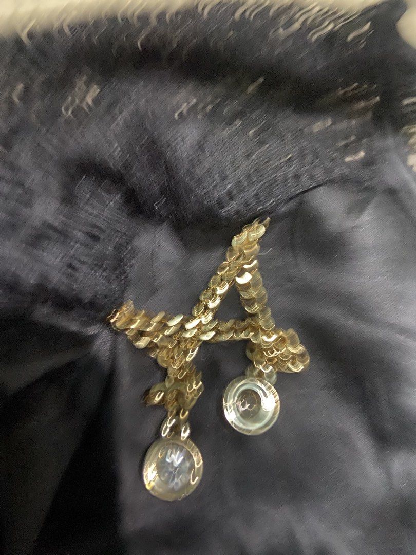 LOUIS VUITTON SILK TOPS WITH DELICATE LACE PANELS (Category: Longsleeves) located in Bulacan. Submitted by rrthrifts (Listing ID 1469470397, Image 3). Description: VERY GOOD CONDITION SIZE 36 ON TAG SIGN OF USED 1999PJP PLUS SHIPPING FEE ONLY.