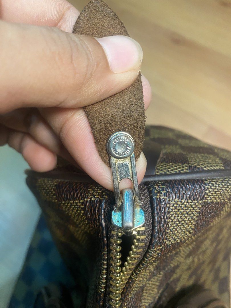 Louis Vuitton Speedy bag (Category: Tote Bags) located in Butuan. Submitted by exodus.co (Listing ID 1469510943, Image 2). Description: .