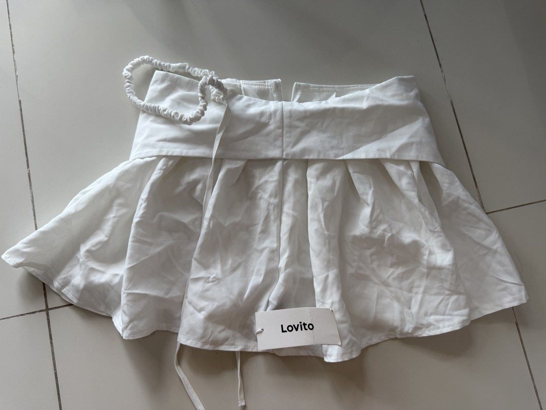 Lovito White Skirt with Bow Detail (Category: Skirts) located in Taguig. Submitted by ellieelles (Listing ID 1469439821, Image 1). Description: .