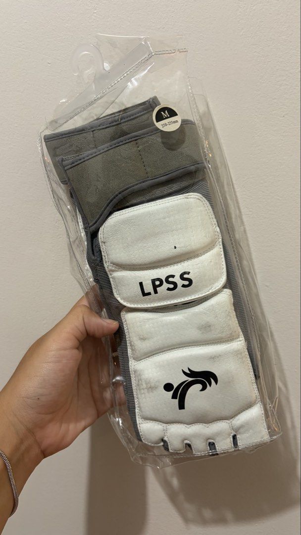 LPSS Size Medium (Category: Other Sports Equipment and Supplies) located in Manila. Submitted by aki18. (Listing ID 1469534697, Image 1). Description: .