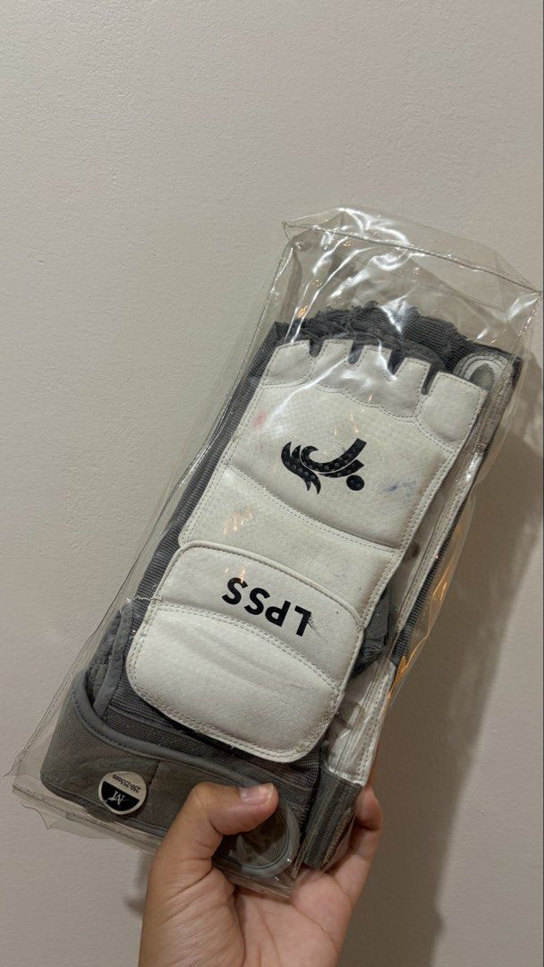 LPSS Size Medium (Category: Other Sports Equipment and Supplies) located in Manila. Submitted by aki18. (Listing ID 1469535061, Image 1). Description: .