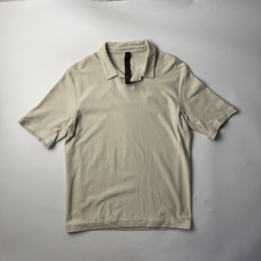 Lulu Lemon Poloshirt (Category: Tshirts & Polo Shirts ) located in Quezon City. Submitted by beastmnl (Listing ID 1469478645, Image 1). Description: Dimension 21 width 28 length .