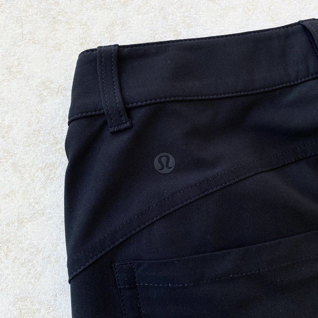 Lululemon City Sleek Pants Black (Category: Other Bottoms) located in Manila. Submitted by thrift3006 (Listing ID 1469499272, Image 3). Description: Lululemon City Sleek Pants Black - Size 30w 37L No issue Excellent condition ₱1,480+sf only🏷️ Loc baliwag bulacan 📍 Pm 📩.
