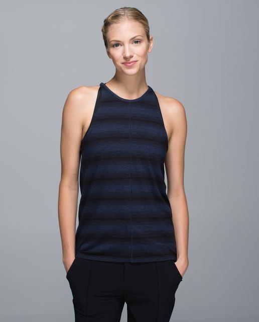 Lululemon Find Your Zen Tank size 8 (Category: Activewear) located in Angeles City. Submitted by alejeong27 (Listing ID 1469448034, Image 1). Description: Lululemon Find Your Zen Tank cut tag no issue .