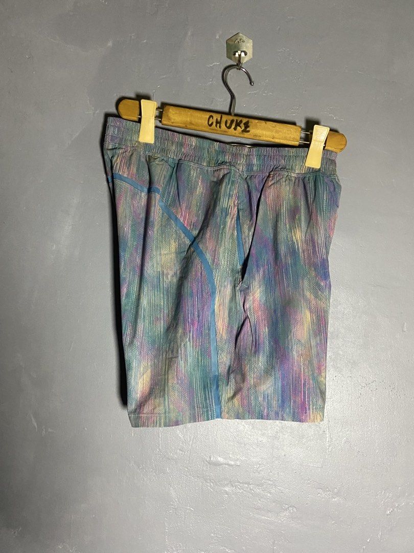 Lululemon Pace Breaker Shorts in the Pixel Diffuse Multi (PDIM) colorway (Category: Activewear) located in Cabuyao City. Submitted by chukz_x (Listing ID 1469526509, Image 3). Description: Lululemon Pace Breaker Shorts in the Pixel Diffuse Multi (PDIM) colorway Size : Medium Dimes : 30-32W 17L 11H Condition : Excellent Issue : none Price: 650 📍READY TO WEAR 📍Cabuyao Laguna.