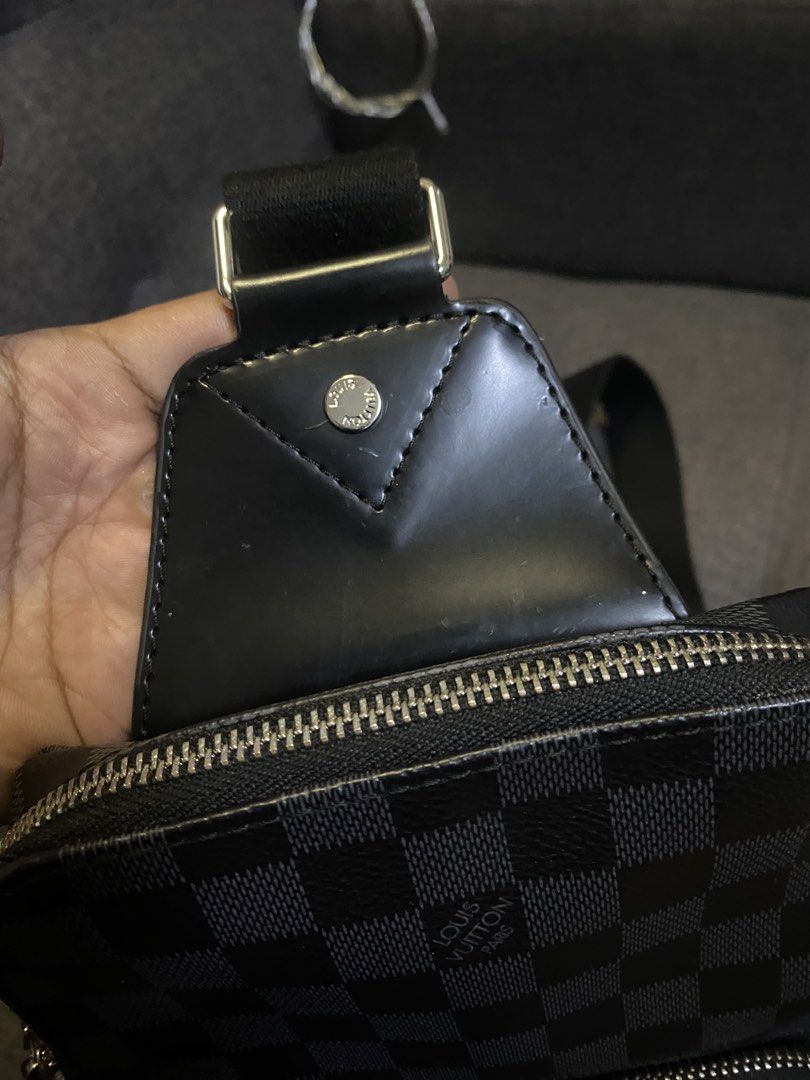 LV crossbody bag (Category: Luxury Bags & Wallets) located in Caloocan City. Submitted by luxurymurayta888 (Listing ID 1469472684, Image 2). Description: no code no flaws.