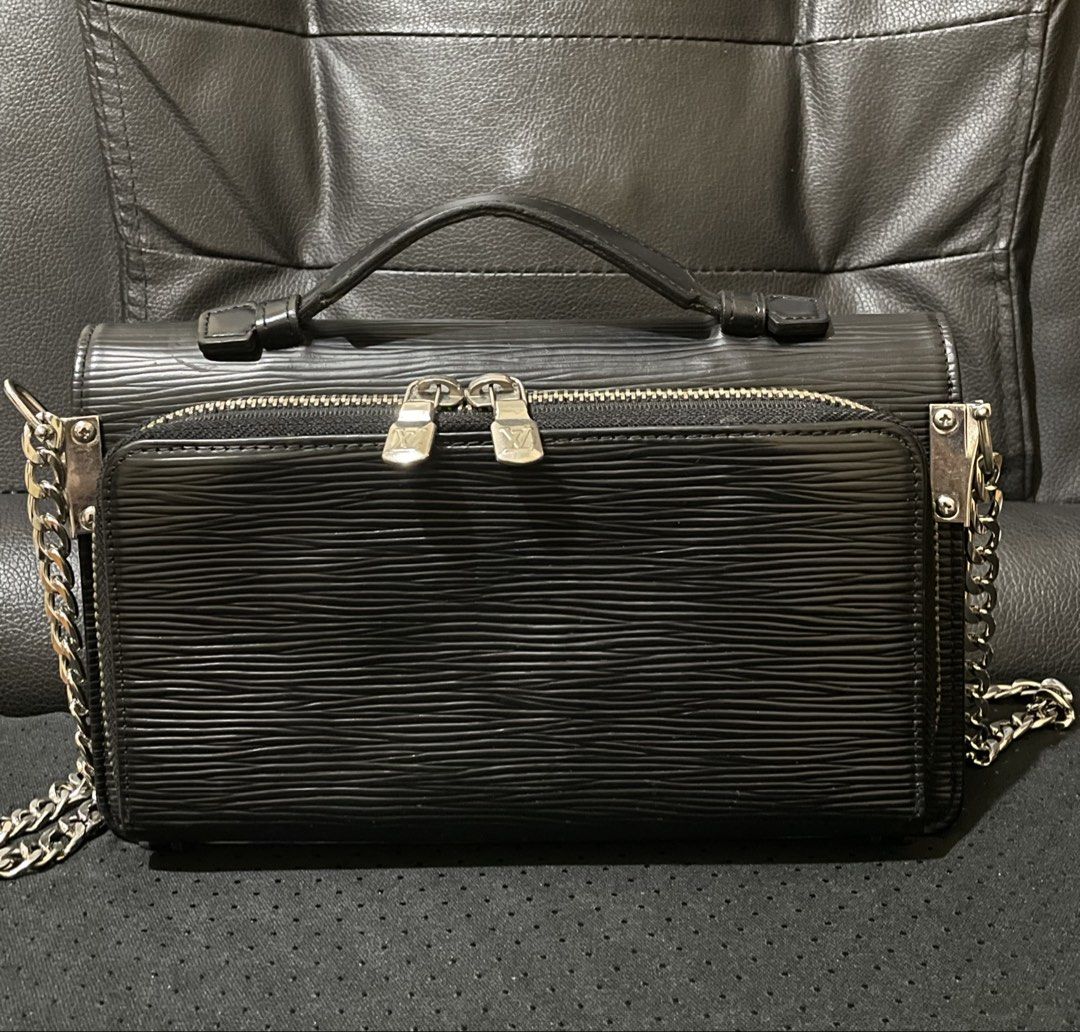 Louis Vuitton Monceau (Category: Luxury Bags & Wallets) located in Cavite. Submitted by HelloAnn_Closet (Listing ID 1469569467, Image 2). Description: LV Monceau is a structured, vintage-inspired satchel bag crafted from the brand’s signature Noir (Black) Epi leather, which is recognizable by its distinct, wave-like rippled texture. Super pretty 😍 .