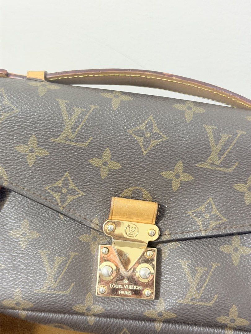 lv mini metis (Category: Cross-body Bags) located in Manila. Submitted by prelovedbyramiah (Listing ID 1469411731, Image 3). Description: coded.