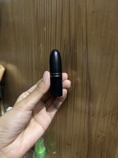 (Category: ) located in . Submitted by shopmik4scloset (Listing ID 1469482601, Image 1). Description: .