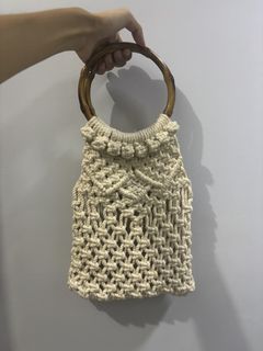 (Category: ) located in . Submitted by shopmik4scloset (Listing ID 1469542927, Image 1). Description: .