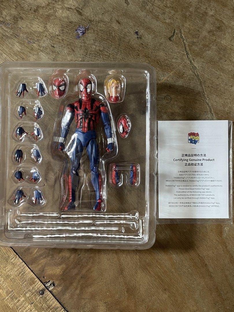 MAFEX 143 Ben Reilly comic ver (Category: Figurines & Statues) located in Cabuyao City. Submitted by apusa (Listing ID 1469423137, Image 2). Description: MAFEX 143, Ben Reilly Comic Ver For 2680 Only with minimal paint chip Open for trade as well Payment: Maya or Bank Transfer MOD: LALAMOVE or LBC COP .