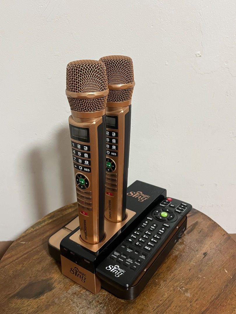 Magic Sing E5 Dual Karaoke System (Category: Soundbars, Speakers & Amplifiers) located in Cabuyao City. Submitted by rdtrmt (Listing ID 1469513010, Image 1). Description: - Complete Magic Sing karaoke set, fully operational - Connects to Wi-Fi to easily stream songs from the MAGICSING database - Real-time HD music notes are available for most songs with full HD background support - Perfect entertainment setup for home parties and family gathering