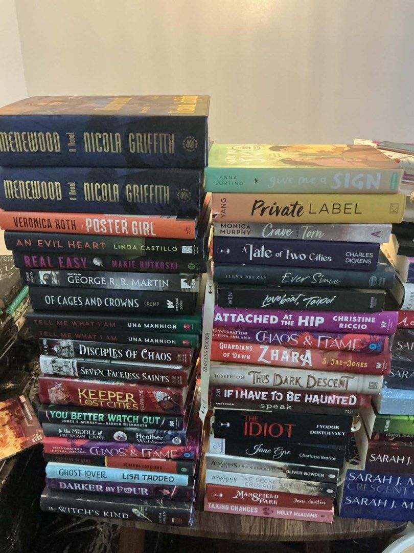 MAJOR BOOK DECLUTTER (Category: Storybooks) located in Baguio. Submitted by kewlfinds (Listing ID 1469399488, Image 1). Description: ₱180-₱380.