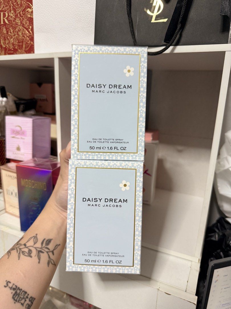 Marc Jacobs Daisy Dream (Category: Fragrance & Deodorants) located in Bacoor. Submitted by jandeeee (Listing ID 1469448015, Image 1). Description: Both brand new and sealed.