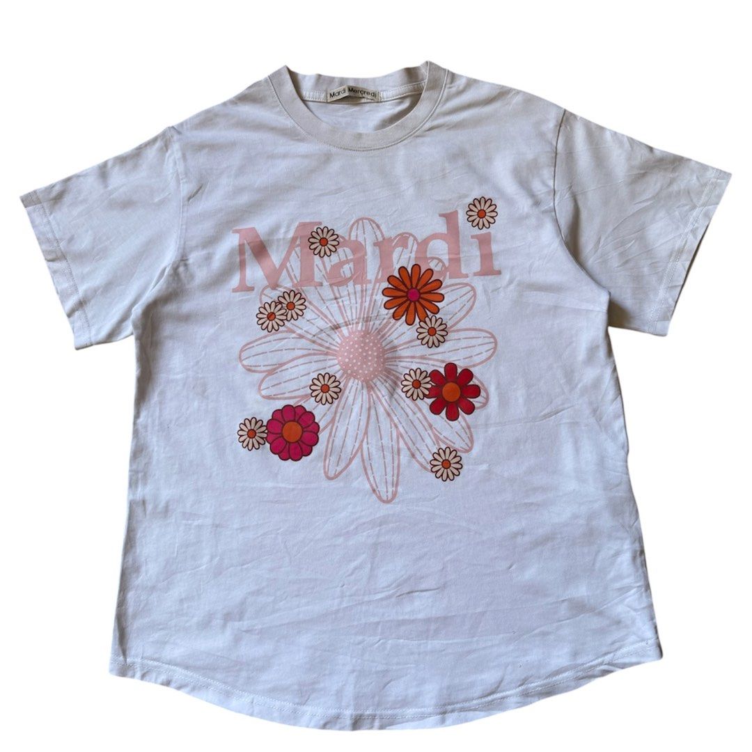 Mardi Mercredi (Category: Shirts) located in Kabankalan. Submitted by secondhandgemsz (Listing ID 1469434790, Image 1). Description: Size Small (19W 24L) Excellent Condition .