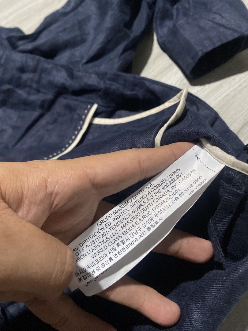 Massimo Dutti linen cardigan (Category: Coats, Jackets and Outerwear) located in Bacolod City. Submitted by bnta_bounce (Listing ID 1469548394, Image 3). Description: Flaws: none Length 23.5 Width 21.