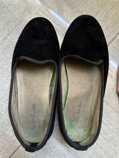 (Category: ) located in . Submitted by shopkriscloset (Listing ID 1469463119, Image 1). Description: .