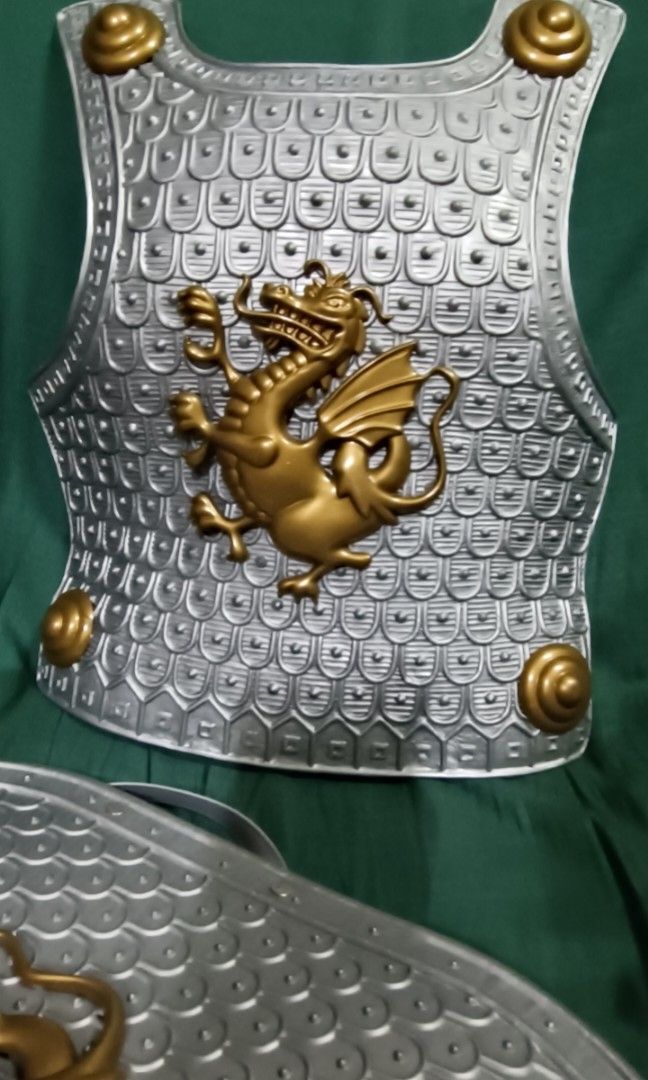 Medieval Knights Armour Set (Category: Everything Else Others) located in Pasig City. Submitted by heidedieh (Listing ID 1469395008, Image 2). Description: Vest (length 15, 12 width) Sword (20 inches) shield ( 16 length).
