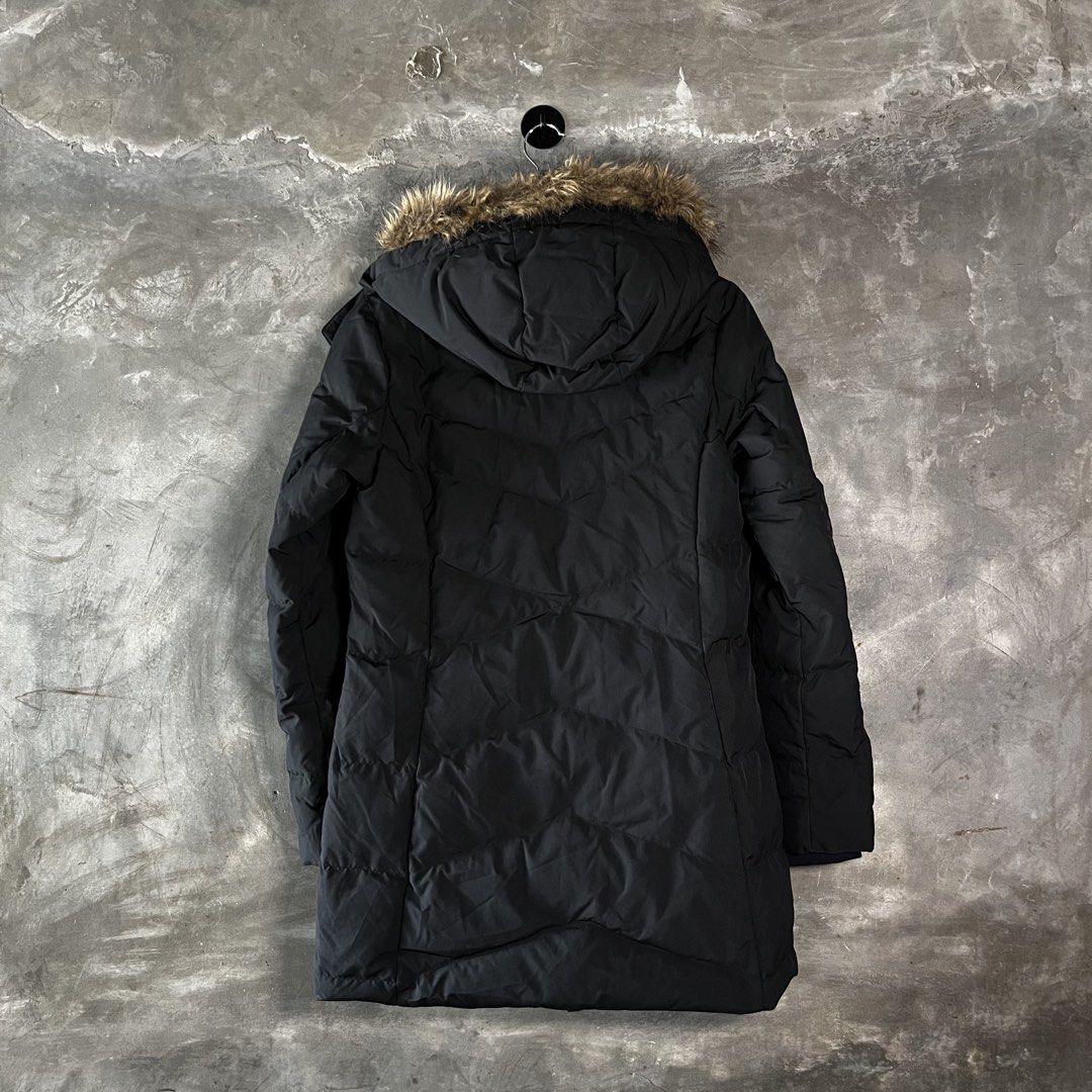 MERREL LONG DOWN PUFFER JACKET DETACHABLE FURR (Category: Coats, Jackets and Outerwear) located in Minalin. Submitted by winterjacket.ph (Listing ID 1469407048, Image 2). Description: MERREL DOWN PUFFER JACKET Width 19 Length 31 Medium on Tag Good as new 1750 + SF.