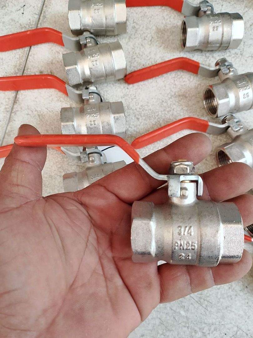 Metal Ball Valve Specs: 3/4", threaded both side (Category: Everything Else Others) located in Manila. Submitted by joeyroque09 (Listing ID 1469432824, Image 1). Description: Metal Ball Valve Specs: 3/4", threaded both side.