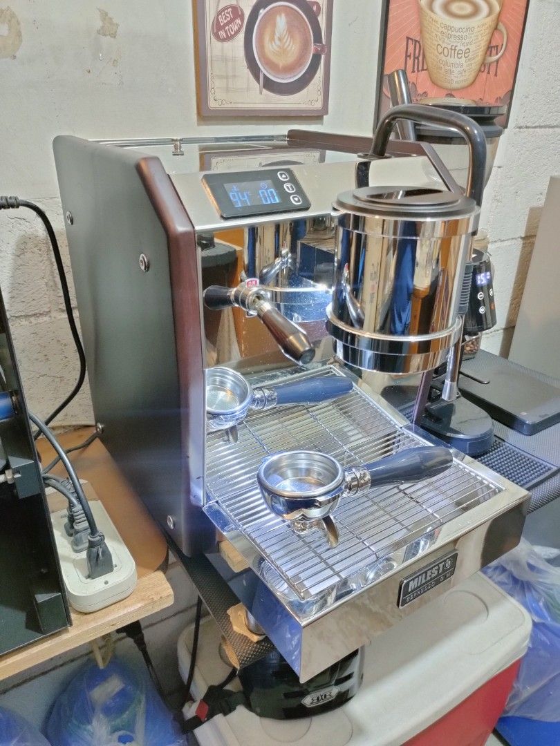 MILESTO EM23 Pro Coffee Machine (Category: Coffee Machines & Makers) located in Marikina City. Submitted by janddglamcollections (Listing ID 1469482290, Image 3). Description: FOR SALE: MILESTO EM23pro Dual boiler Copper boiler and copper tube not plastic 3L tank capacity Commercial grade No issue test to sawa FREE KONA YUNG IBANG MGA GAMIT Php35,000k Fix San Mateo and Marikina City Pwede lalamove or pickup.