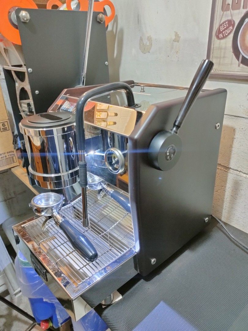 MILESTO EM23 Pro Coffee Machine (Category: Coffee Machines & Makers) located in Marikina City. Submitted by janddglamcollections (Listing ID 1469482290, Image 2). Description: FOR SALE: MILESTO EM23pro Dual boiler Copper boiler and copper tube not plastic 3L tank capacity Commercial grade No issue test to sawa FREE KONA YUNG IBANG MGA GAMIT Php35,000k Fix San Mateo and Marikina City Pwede lalamove or pickup.