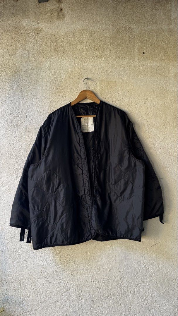 Military Quilted Liner Jacket (Category: Coats, Jackets and Outerwear) located in Lipa City. Submitted by scrap.threads (Listing ID 1469470734, Image 1). Description: Item: Military Quilted Liner Jacket Price: 450 Dimes: Width - 27 Length - 28 Issue: stitching pattern Lipa City Ship via J&T (Shouldered by buyer) Payment via Gcash ***Notice*** Color may vary due to lighting. Payment first. Item/s are thrifted or used condition unless stated otherw