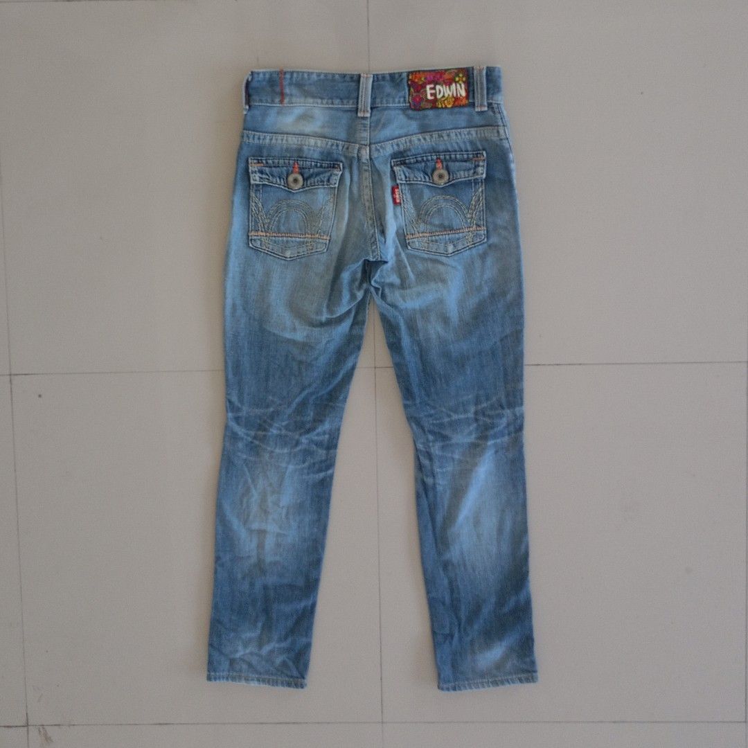 MISS EDWIN SELVEDGE DENIM (Category: Jeans) located in Candaba. Submitted by luxondiscount (Listing ID 1469428674, Image 3). Description: in excellent condition W-33 L-40 Hem-7 Thigh-12.