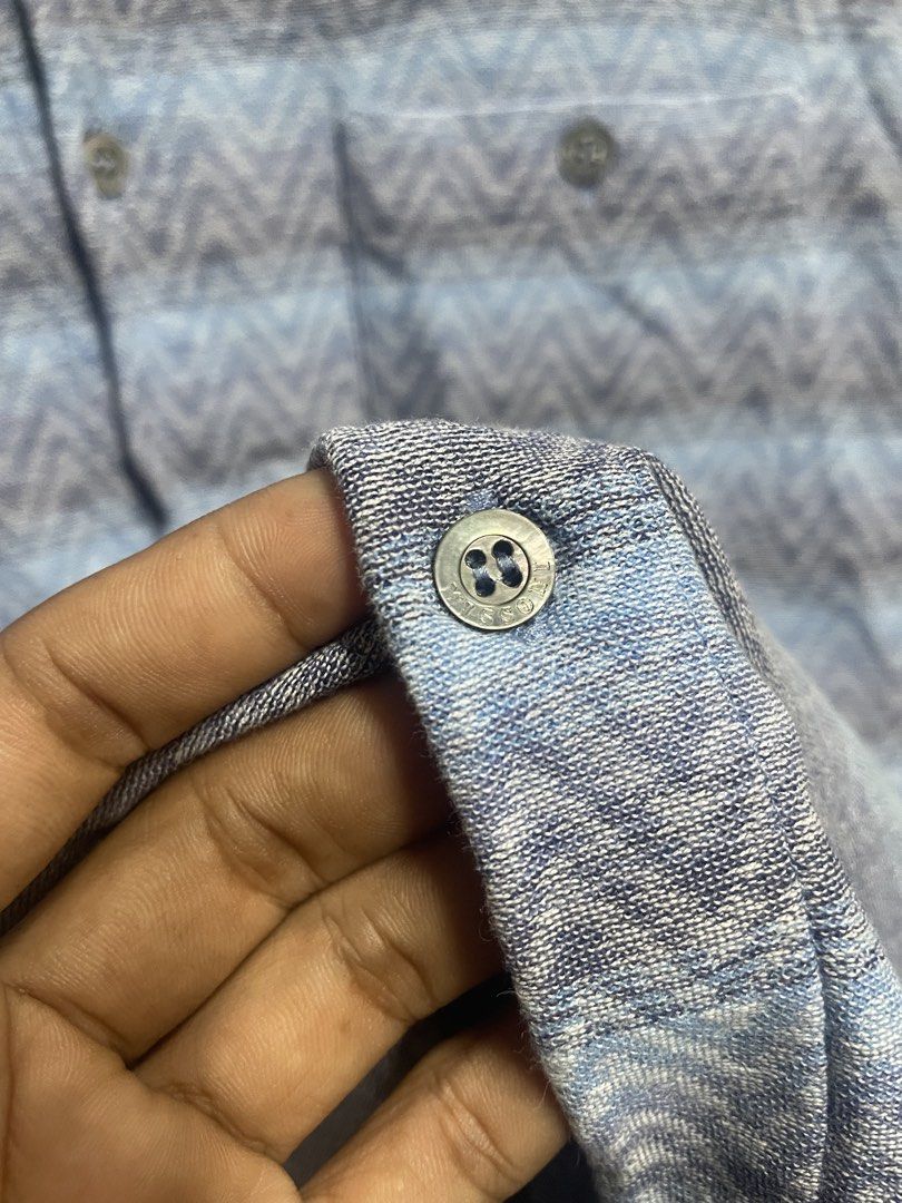 MISSONI (Category: Tshirts & Polo Shirts ) located in Dasmarinas. Submitted by jessputrages (Listing ID 1469482008, Image 3). Description: For sale Missoni Excellent condition No issue 700 plus shipping fee Pm for more details.