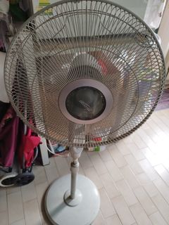 (Category: ) located in . Submitted by sure_sell (Listing ID 1469459700, Image 1). Description: .