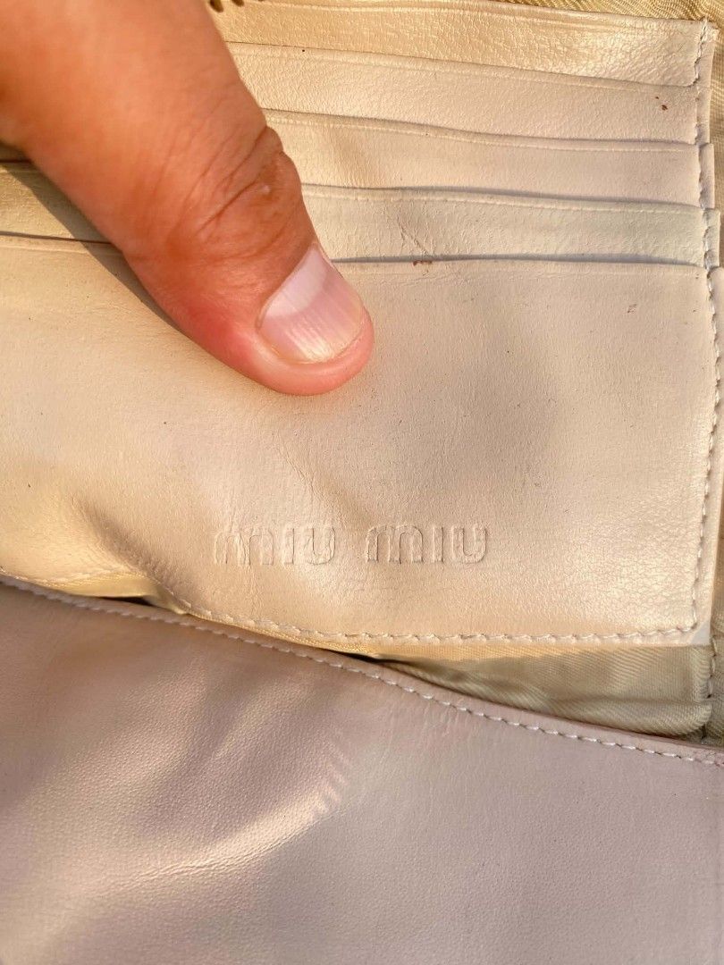 Miu miu wallet (Category: Wallets & Card holders) located in Polomolok. Submitted by warmfire.3185dd (Listing ID 1469411584, Image 2). Description: .