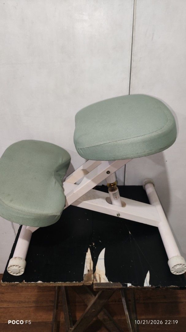 Miyatake Proportion Chair Ergonomic Kneeling Stool (Category: Chairs) located in Quezon City. Submitted by ralphralph (Listing ID 1469538687, Image 1). Description: - Authentic Miyatake Proportion Chair for posture correction - Green fabric upholstery with a sturdy white wooden frame - Features a smooth center height-adjustable mechanism - Includes matching removable fabric covers for easy cleaning - Ideal for home offices and study desks - Condi