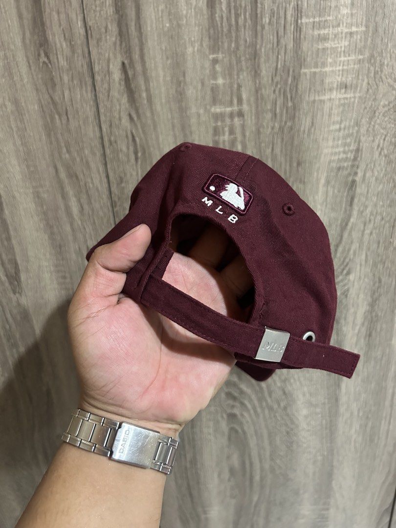 MLB LA MAROON CAP (Category: Caps & Hats) located in Cotabato. Submitted by rcycle.bn (Listing ID 1469396088, Image 2). Description: Free size Excellent 9.5/10 Authentic No Issue + sf.