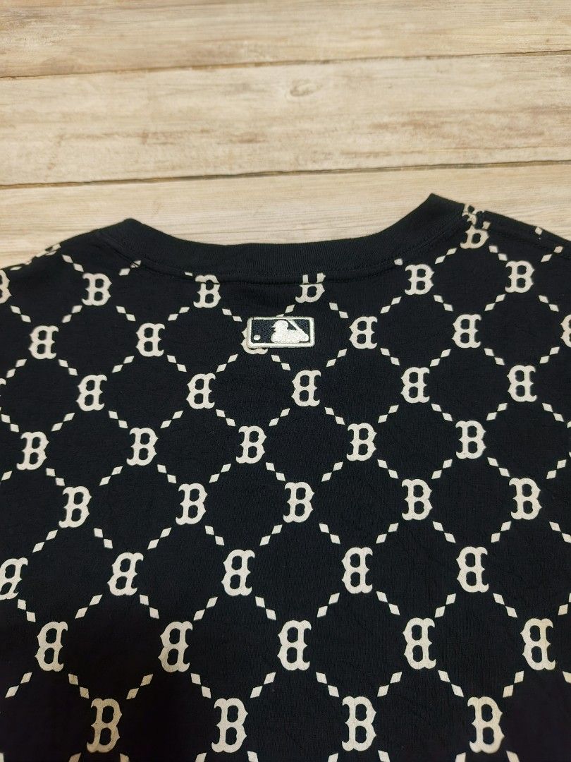 MLB Resd Sox aop shirt (Category: Tshirts & Polo Shirts ) located in Siniloan. Submitted by talktotheroses (Listing ID 1469420825, Image 2). Description: like new no issue.