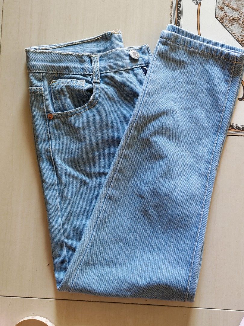 HIGHWAISTED PANTS (Category: Jeans) located in Cavite. Submitted by mnithv (Listing ID 1469430701, Image 2). Description: ₱120 ea waist: 27” length: 36” to 37”.