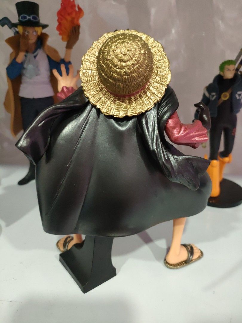 Monkey D. Luffy (Category: Figurines & Statues) located in Bulacan. Submitted by hunterherojapanjdm (Listing ID 1469478508, Image 2). Description: Banpresto One Piece King of Artist – Monkey D. Luffy (Land of Wano II Special Version), standing approximately 19 cm (7.5 inches) tall and featuring a metallic, glossy finish on his Wano attire..