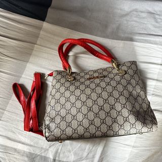 (Category: ) located in . Submitted by daintywears (Listing ID 1469446317, Image 1). Description: .