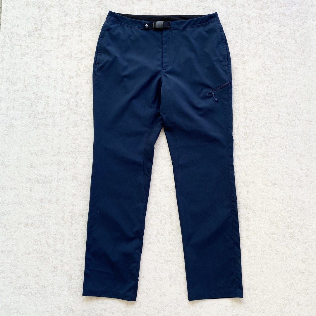 Montbell OD Light Hiking Pants (Category: Activewear) located in Manila. Submitted by thrift3006 (Listing ID 1469500256, Image 2). Description: Montbell OD Light Hiking Pants - Size 32-34w 40L No issue Excellent condition ₱1,580+sf only🏷️ Loc baliwag bulacan 📍 Pm 📩.