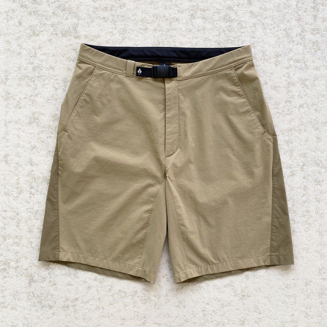 Montbell Waterproof Trail Short (Category: Activewear) located in Manila. Submitted by thrift3006 (Listing ID 1469499905, Image 2). Description: Montbell Waterproof Trail Short - Size 30w 18L No issue Good as new condition ₱980+sf only🏷️ Loc baliwag bulacan 📍 Pm 📩.